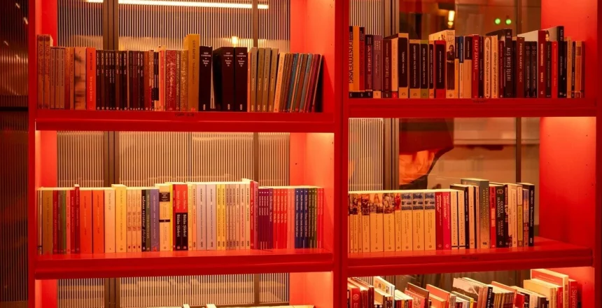 Top 10 Must-Read Fiction Books This Year